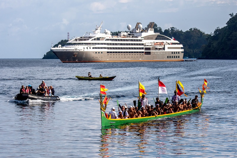 L'Austral General Exterior